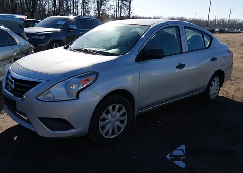 2015 Nissan Versa 1.6 S z USA, uszkodzony, nr VIN 3N1CN7AP5FL949643